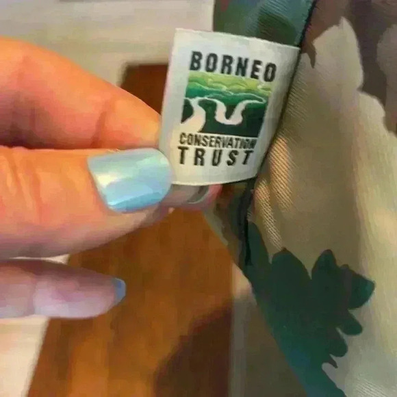 Hunting World 4th Edition Borneo Charity Tote Bag - EUC - Picture 11 of 15